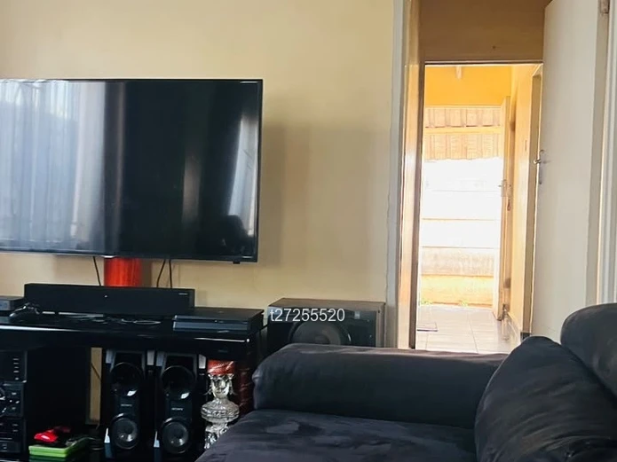 Spacious 5 Bedroom House for sale
