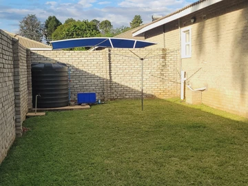 2 Bedroom Garden Flat