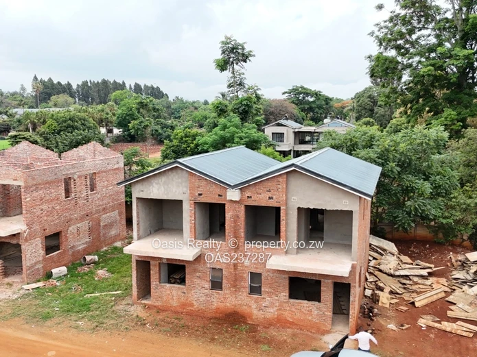 Helensvale townhouse shell for sale (Sole Mandate)