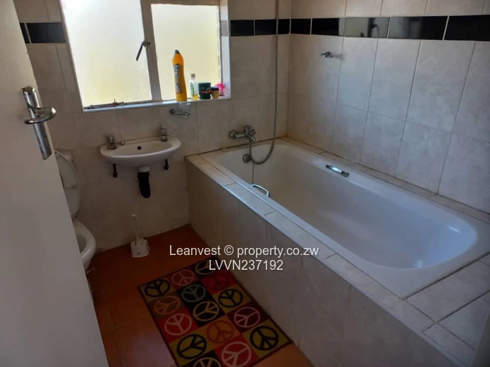 Glen Lorne Folyjon House For Sale 