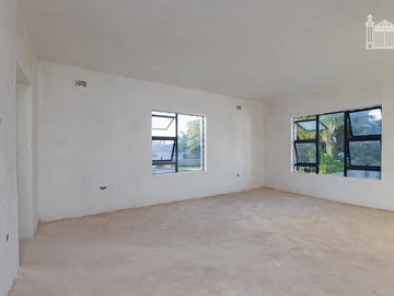 7 Bedroom House