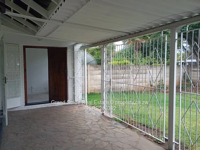 Garden Flat In Avondale