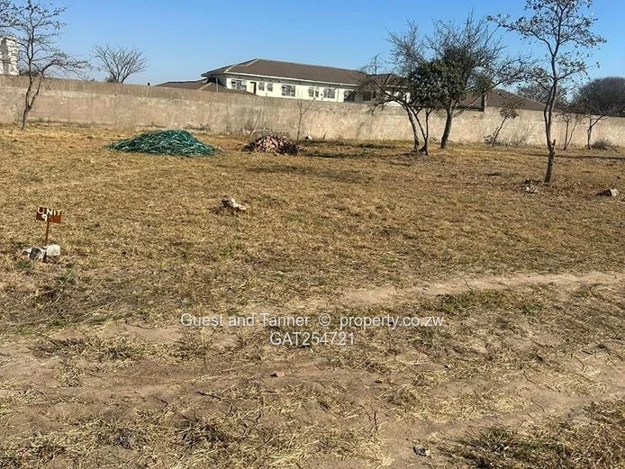 Townhouse Stand For Sale in Mqabuko Heights