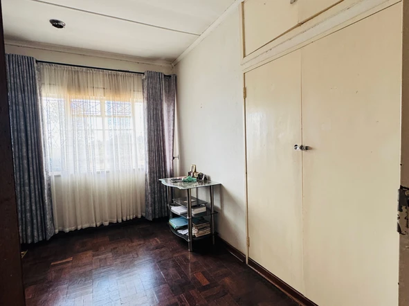 Farm & Agricultural Land