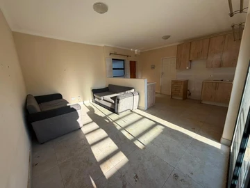 2 Bedroom Garden Flat