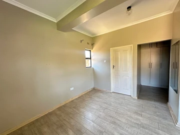 3 Bedroom Garden Flat