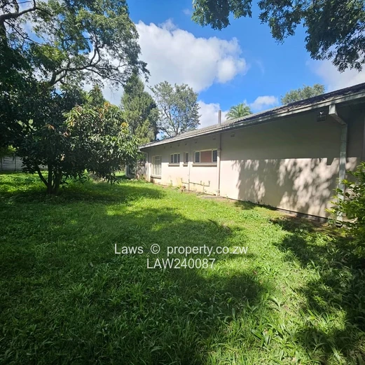 Strategical location on a main Road