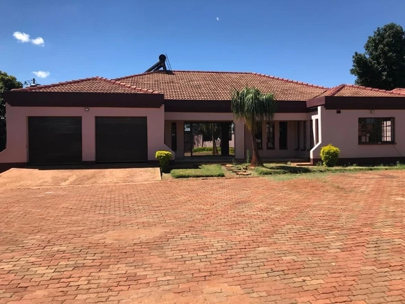 Spacious 5 Bedroom House For Rent