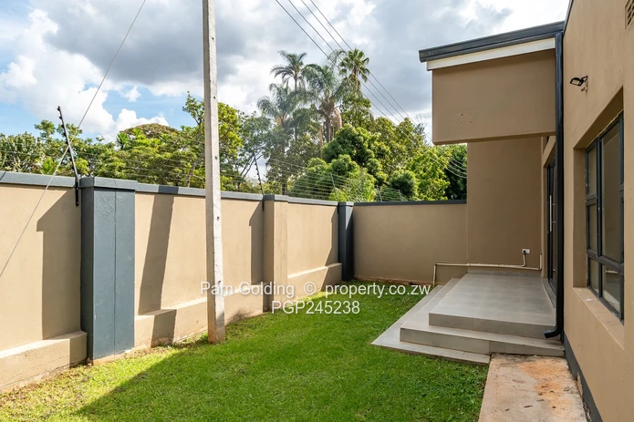 Modern 3 Bedroom Townhouse  (Sole Mandate)