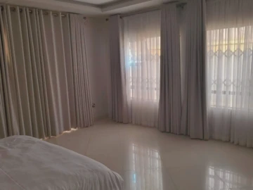 6 Bedroom Townhouse Complex