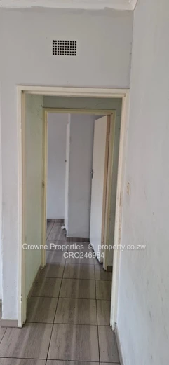 Flat To Let