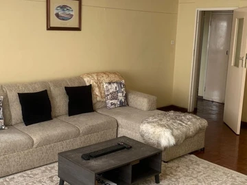 2 Bedroom Flat & Apartment