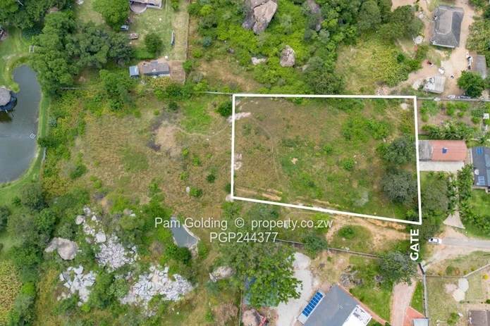 Vacant Residential Stand in Hatfield