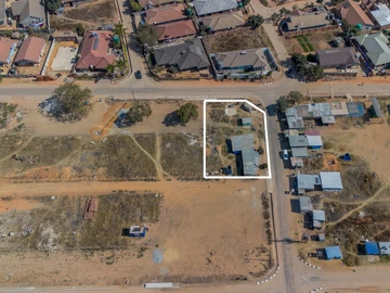 Commercial & Industrial Land