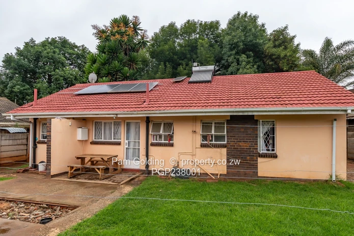 Perfect Starter Home in Cranborne (Sole Mandate)