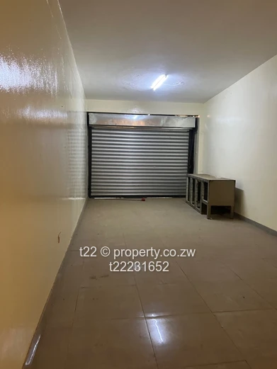 Mufakose shop to let 