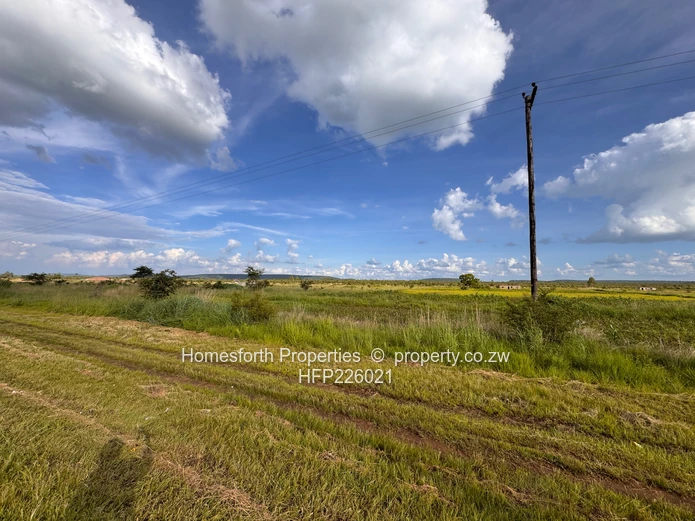Norton Plot for Sale: Bulawayo Road Frontage (Sole Mandate)