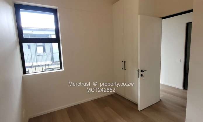 Stunning executive apartment (Sole Mandate)