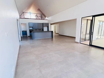 4 Bedroom Garden Flat