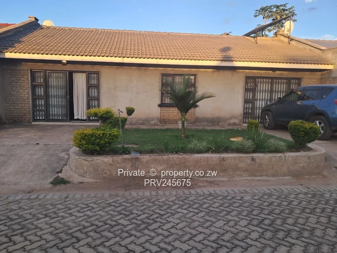 3 bed Garden flat Available for renting Prospect Waterfalls