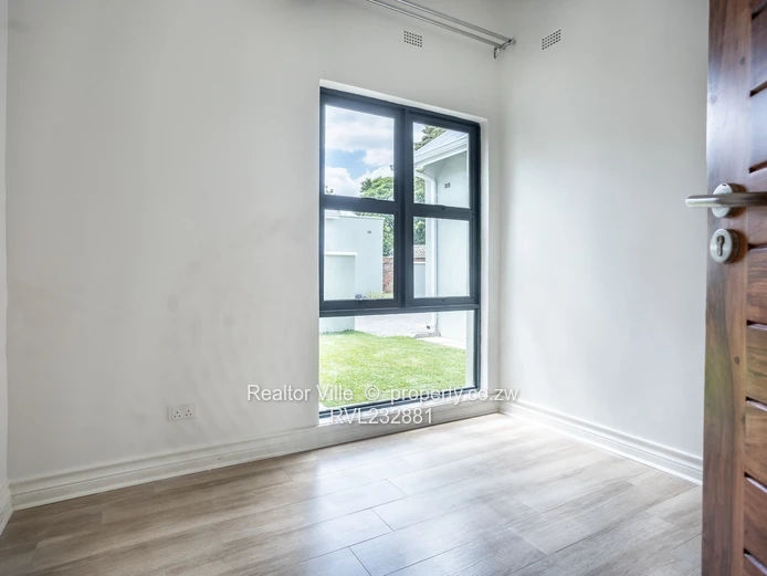 Modern 3-bed Townhouse for Rent in Borrowdale West