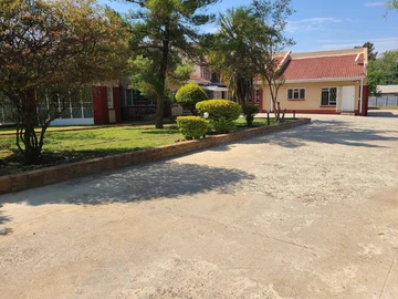 5-Bedroom House for Sale in Upscale Borrowdale, Harare North