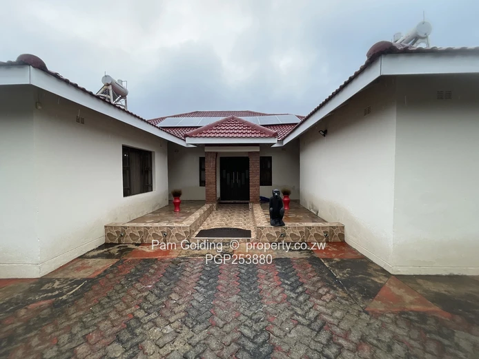 Executive 7 - Bedroom Home in Borrowdale (Sole Mandate)