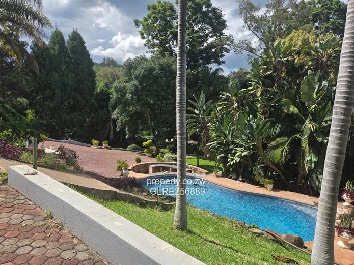 Borrowdale 7-Bed Family Home Opp Brook — Pool, Tennis & Garden