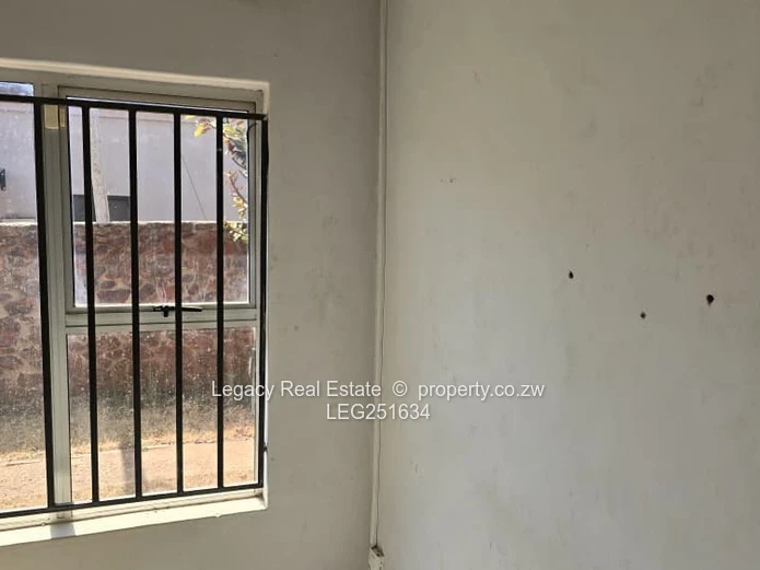 Luxury Residential Stand With Cottage | Chishawasha Hills