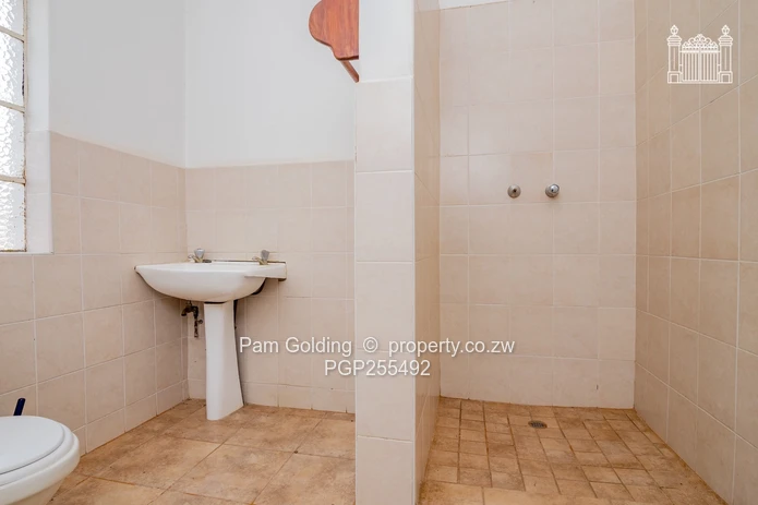 Prime 5,100m² Corner Property with Development Potential (Sole Mandate)
