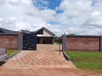 5 Bedroom House