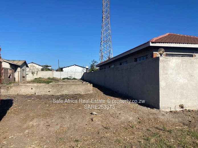Glen- View Area 8- Makomva Shopping Centre Residential Stand For Sale