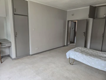 3 Bedroom Garden Flat