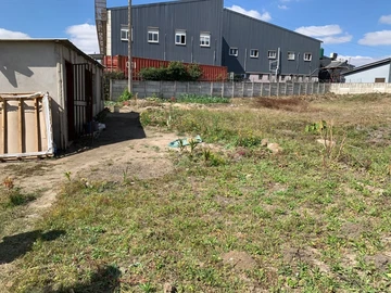 Commercial & Industrial Land