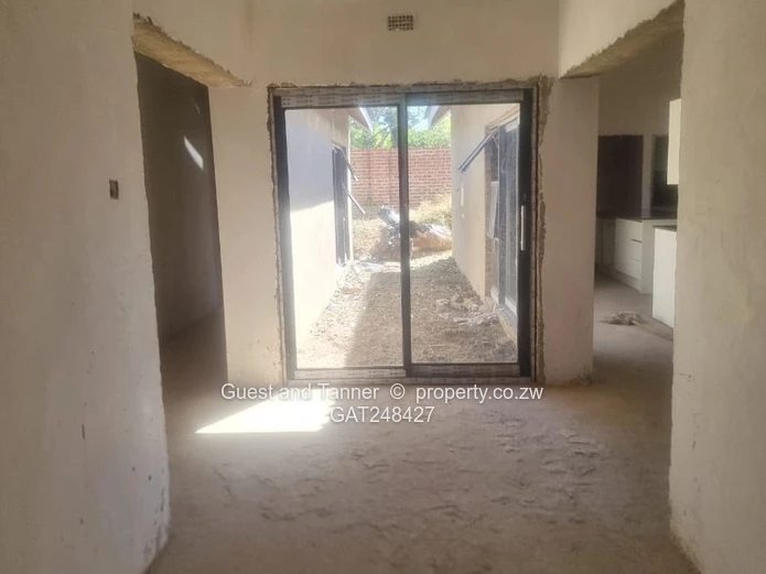 Incomplete Cluster Home For Sale – Greendale | Us$145,000