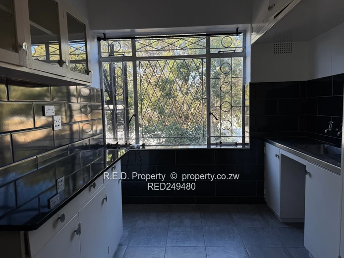 Neat & Spacious 2-Bedroom Flat In CBD!