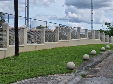 Stands & Residential Land