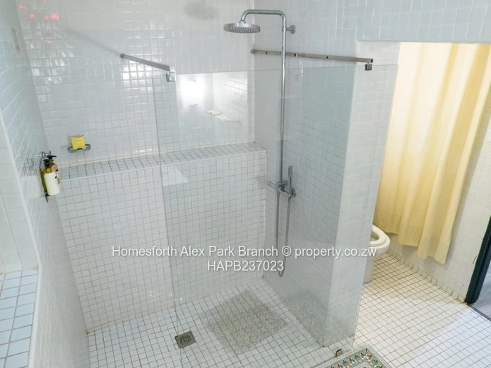 Rare Gem in Avondale West