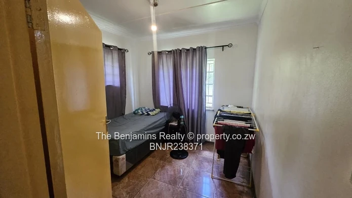 3 bedroom House for Sale in Kwekwe