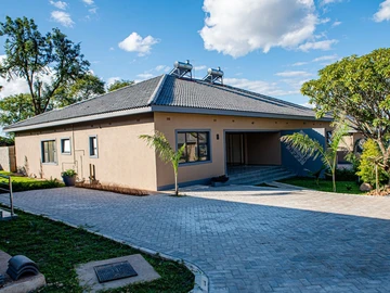 13 Unit Townhouse Complex