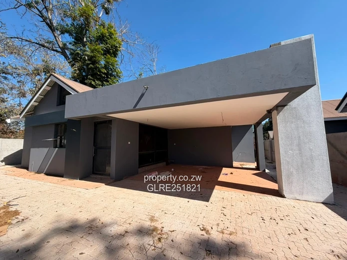 Modern 3-Bed Vainona Home with Carport & Borehole