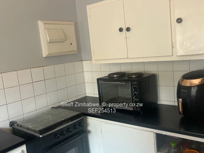 Chadcombe 2-Bed Garden Flat  (Sole Mandate)