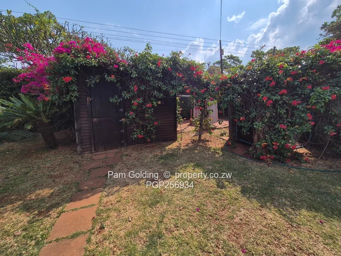 2 Bed Garden Flat