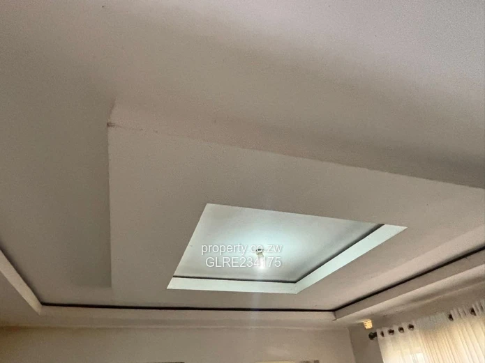 5-Bedroom Semi-Furnished Gem – Sandtone Phase?2