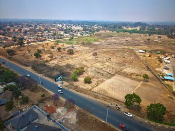 Commercial & Industrial Land