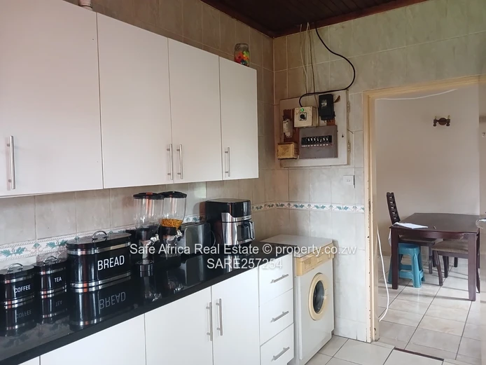 Mabelreign, Haig Park – 3-Bedroomed House For Sale | Us$170,000