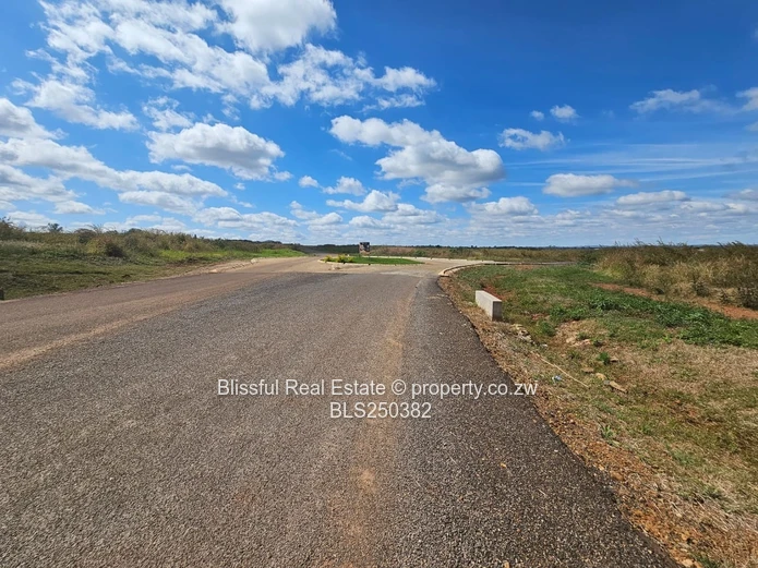 500m² Stand for sale in Nyeredzi Ridge 
