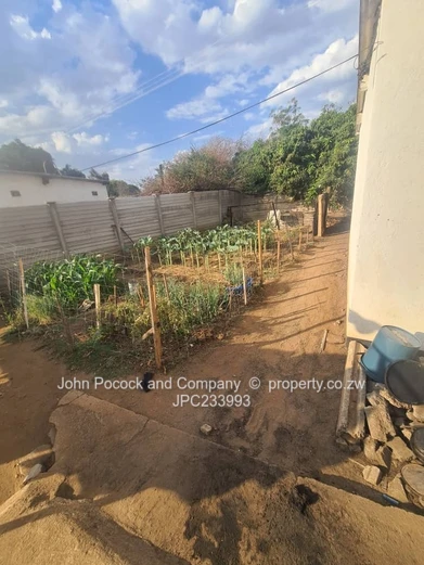 Investment Opportunity in Queens Park West, Bulawayo!  (Sole Mandate)
