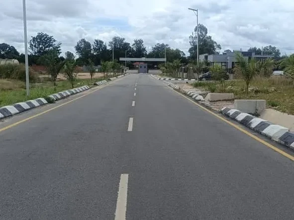 Stands & Residential Land