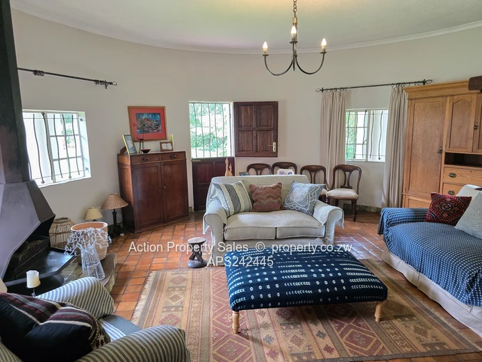 Beautiful House For Sale In Highlands! 